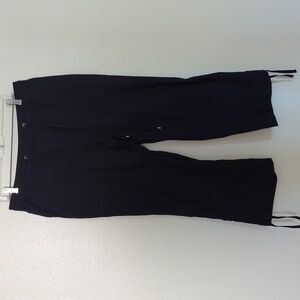 Jones New York Capris Size 10